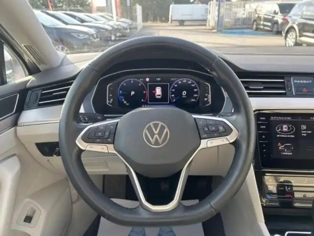 Volkswagen Passat sw 2.0 tdi evo 150ch lounge dsg7 8cv — photo 15