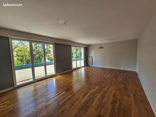 Appartement Location Châtellerault 5p 108m² 915€