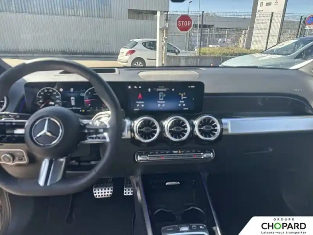 Mercedes Glb 220 d 8g-dct 4matic — photo 16
