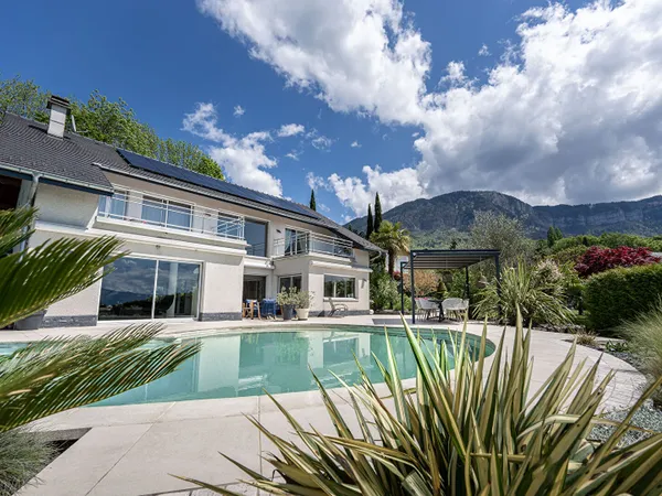 Maison Pugny Chatenod 5 pièces 182 m2 - piscine
