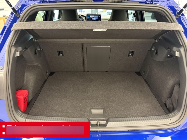 Volkswagen Golf 8 — photo 14