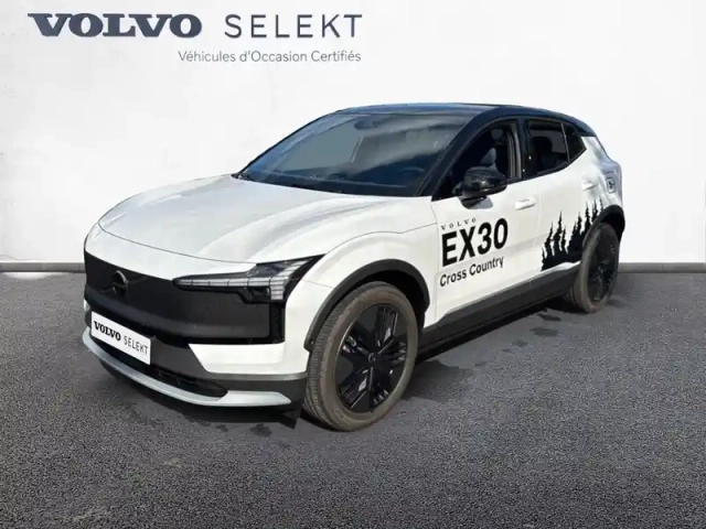 Volvo Ex30 cross country twin performance 428 ch 1edt