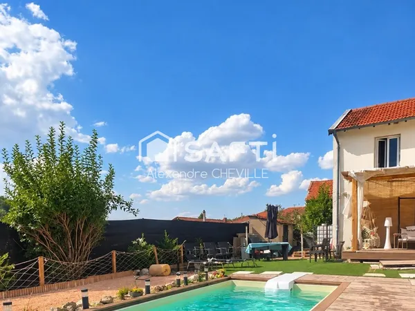 Laprugne : Maison 113m² piscine et vue montagne