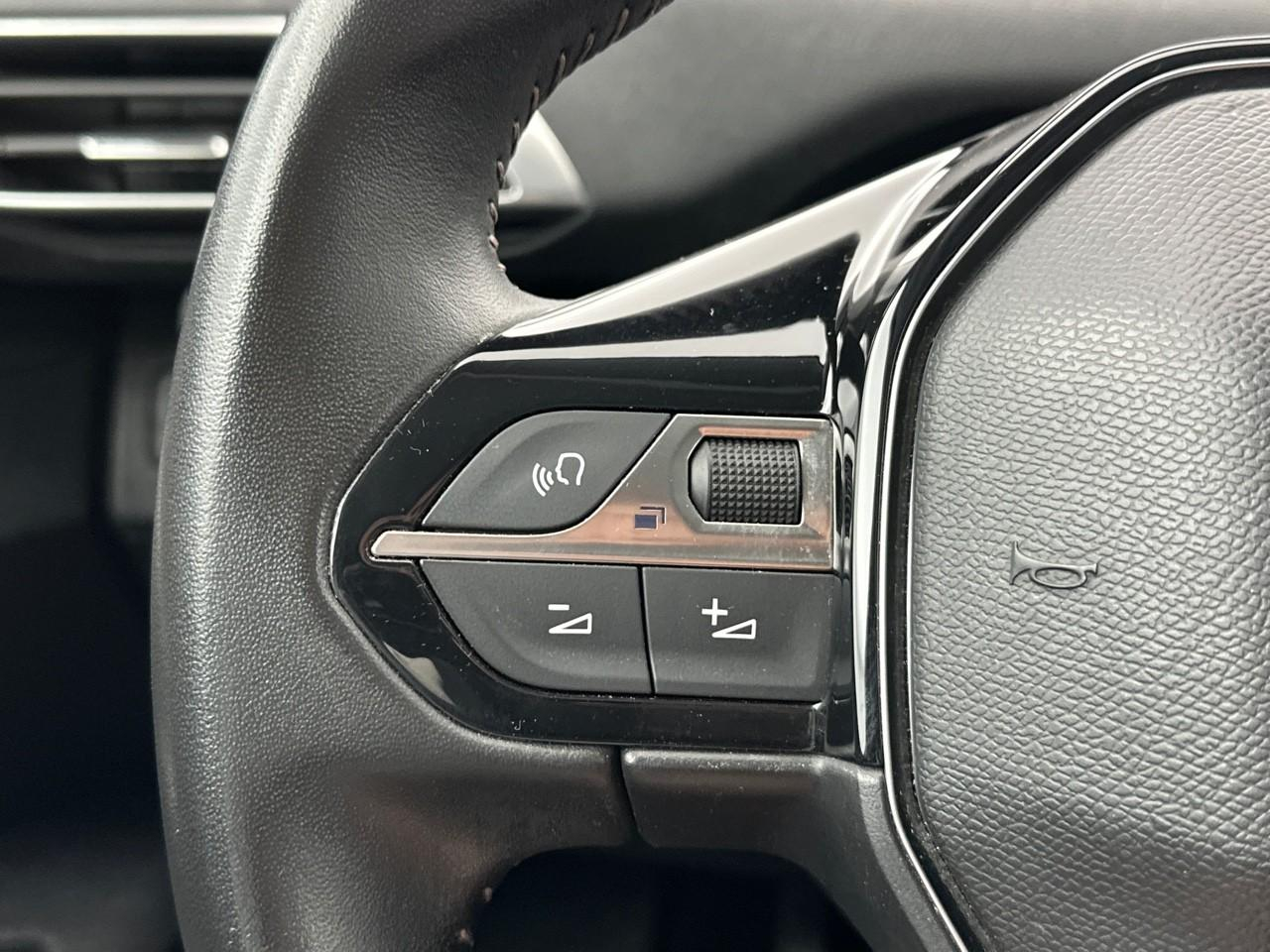 Peugeot 3008 puretech 130ch s&s bvm6 style — photo 20