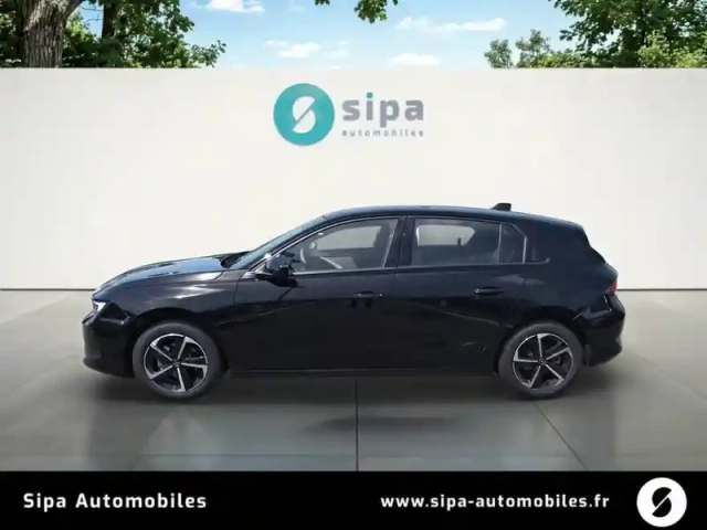 Opel Astra 1.2 turbo 110 ch bvm6 — photo 2