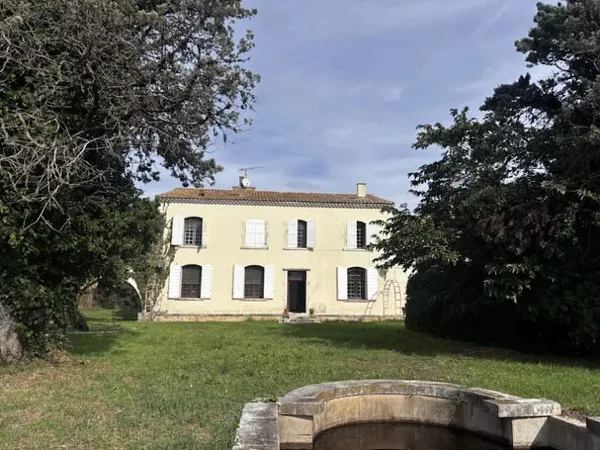 Maison 9 pièces 277 m²
