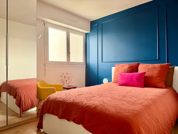 Loue grand 90m² partagé à 2 (propriétaire souvent absent) - calme, lumineux, balcon