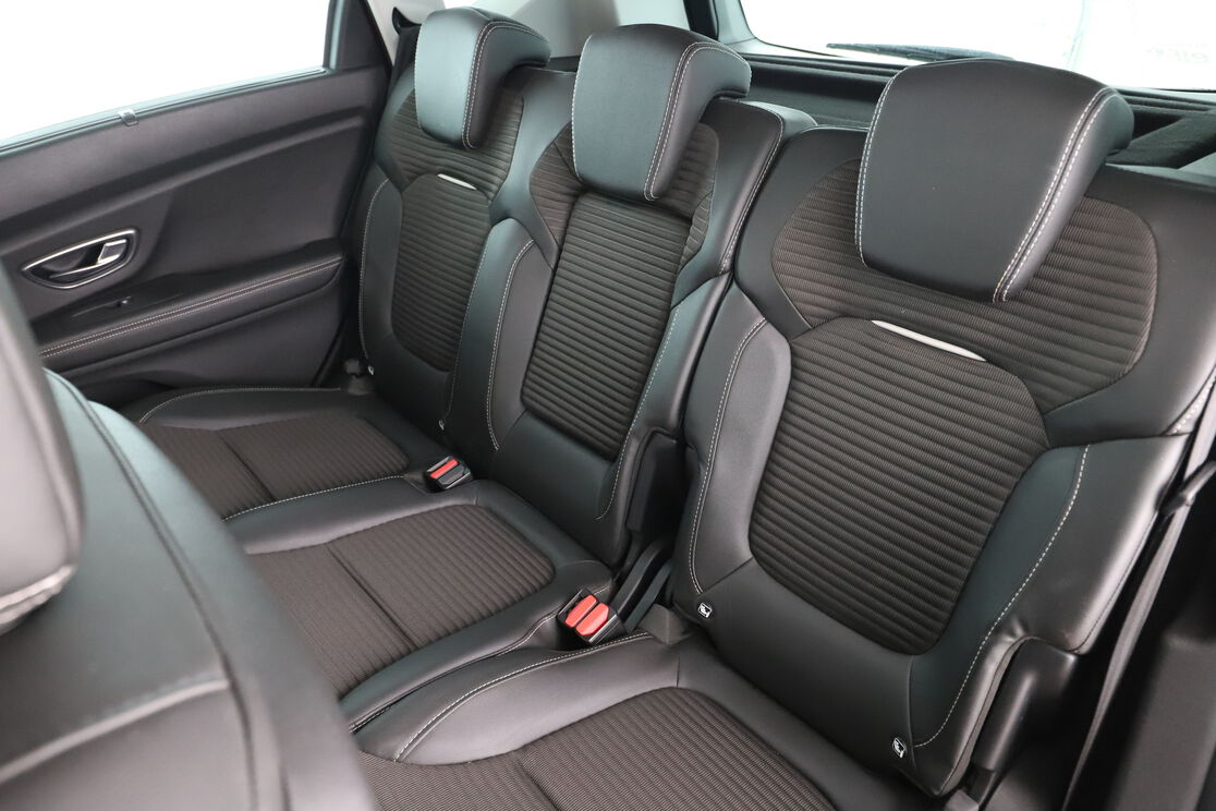 Renault Scenic 1.5 dCi Energy Intens — photo 13