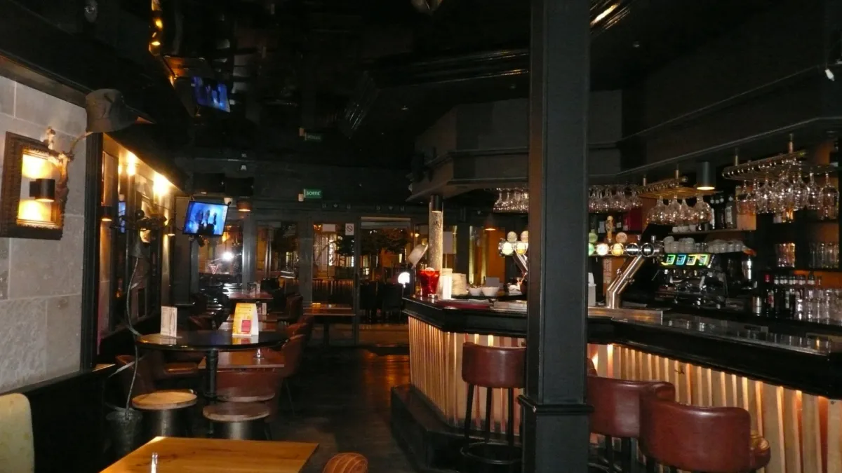 Photo 1