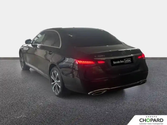 Mercedes Classe E 300 e 9g-tronic — photo 40