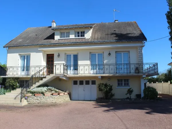 Maison 6 pièces 145 m²