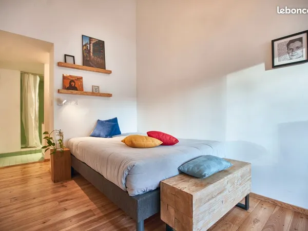 Studio climatisé dans appart Triplex déco- Jardin Public / Bordeaux