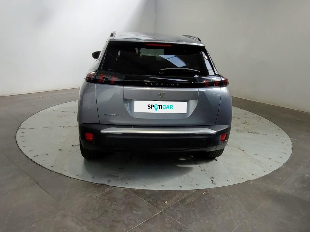 Peugeot 2008 electrique 136 ch allure — photo 4