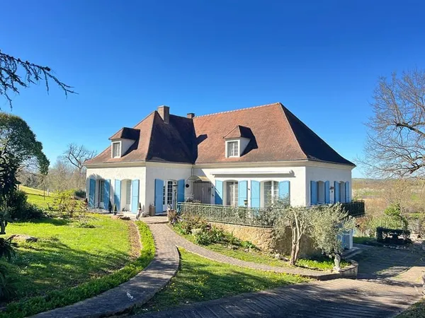 VIAGER : Belle maison au bord de la rivière, secteur Villeneuve-sur-lot