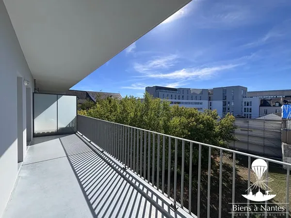 Appartement T2 Coup de Coeur, Terrasse 14 m² , Box fermé, Cité des Congrès