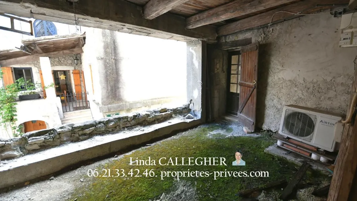 Photo 16