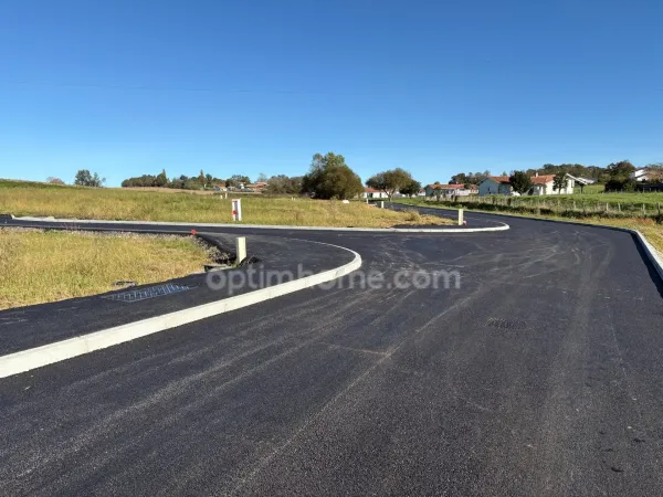 Terrain 795 m²
