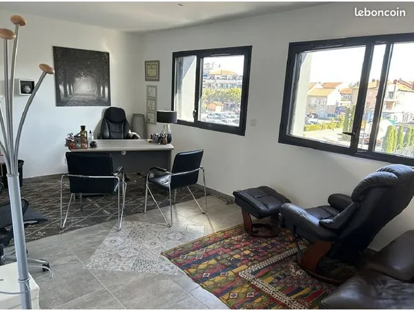 Studio 1 pièce 30 m²
