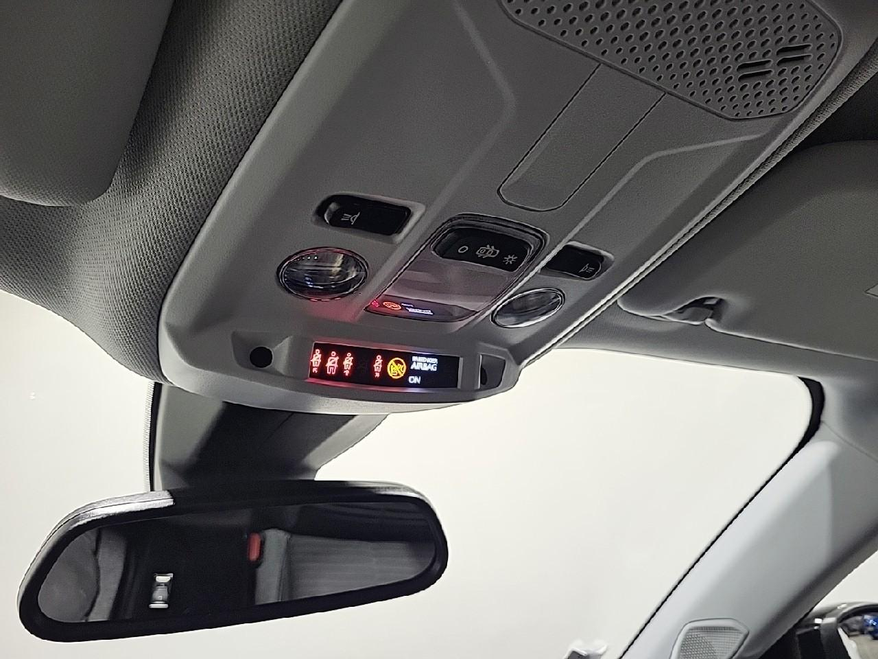 Peugeot 2008 puretech 130 s&s eat8 style — photo 25