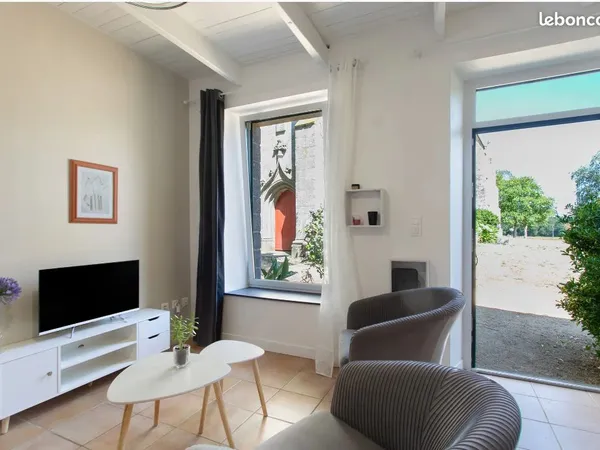 Petite maison meublée- location moyenne durée