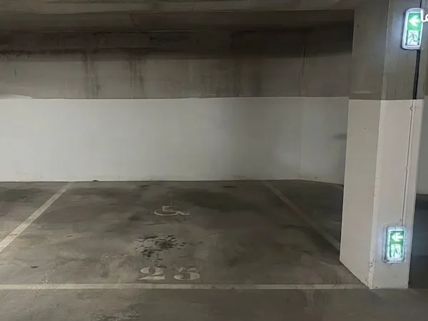 Location parking grandes dimensions
