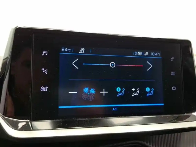 Peugeot 208 puretech 75 s&amp;s bvm5 — photo 23