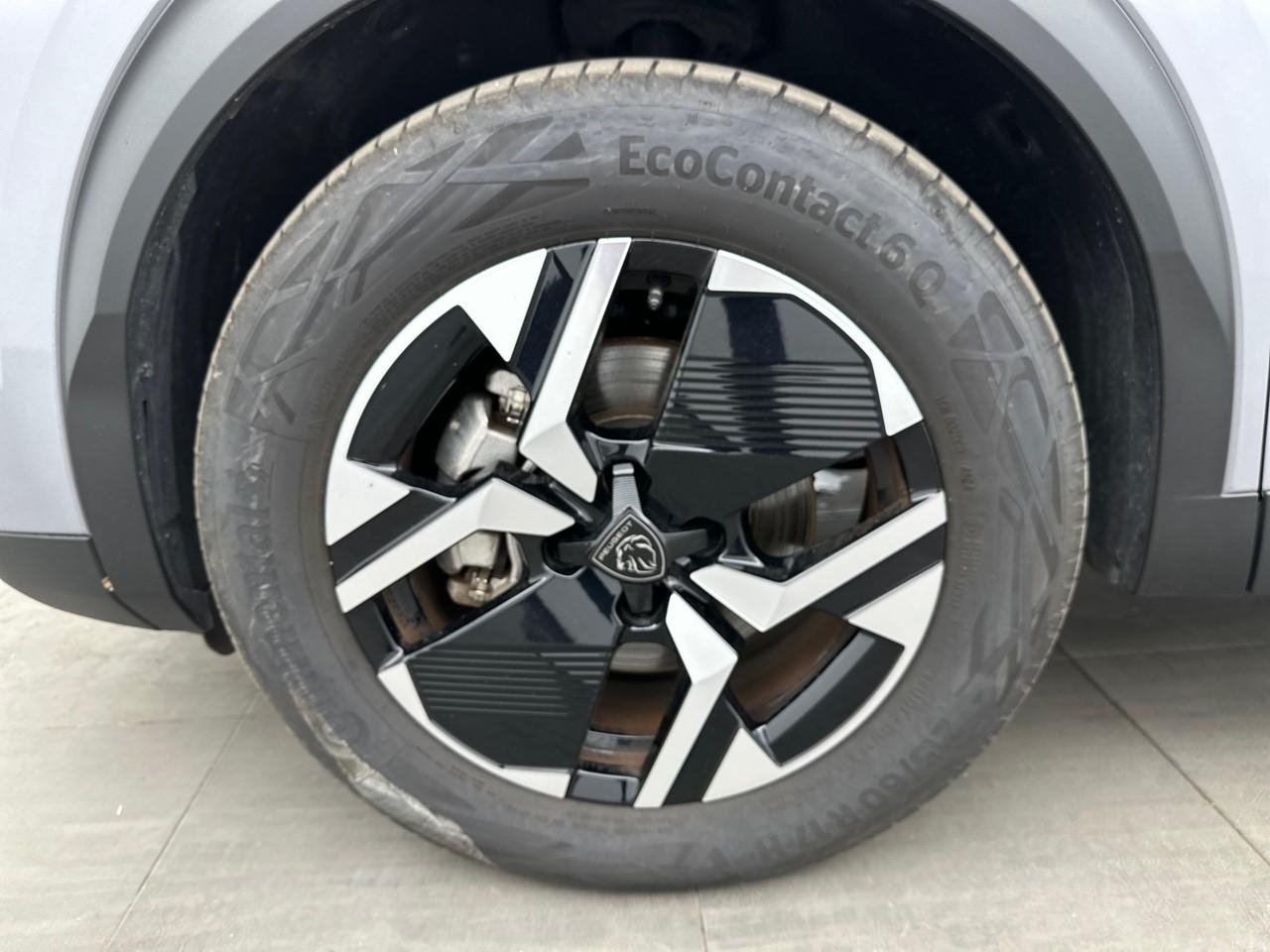 Peugeot 2008 electrique 54 kwh 156 ch allure — photo 14