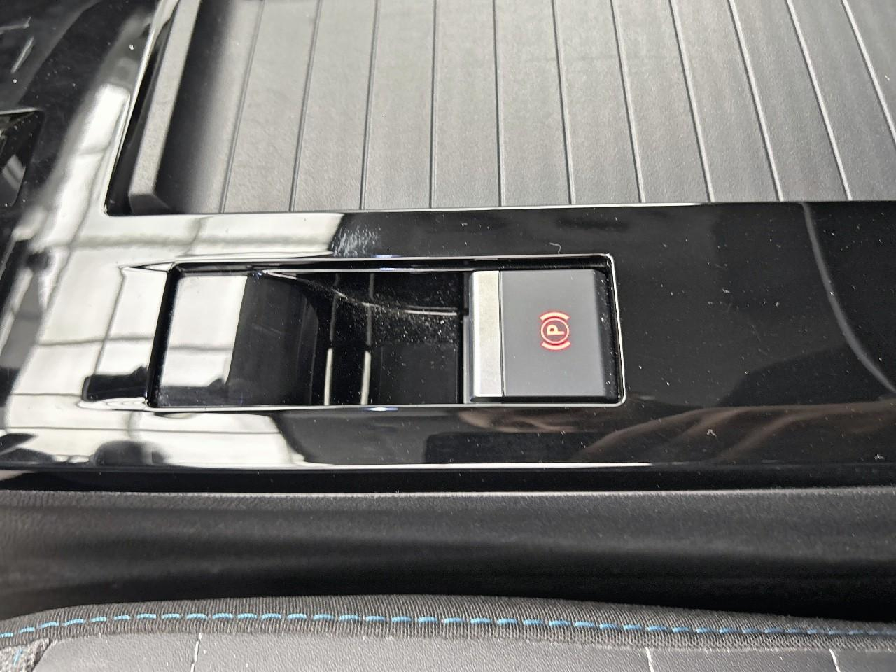 Citroën C4 puretech 130 s&s eat8 shine — photo 19