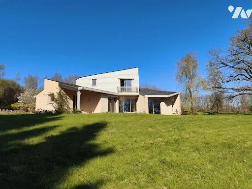 Maison 6 pièces 194 m²