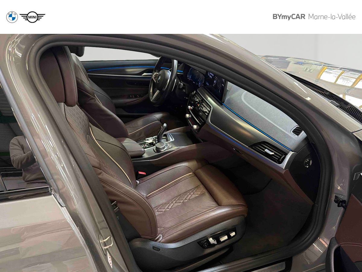 BMW 545e TwinPower Turbo xDrive 394 ch BVA8 — photo 40