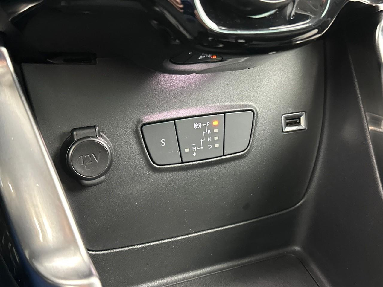 Citroën C3 Aircross puretech 130 s&s eat6 shine — photo 29