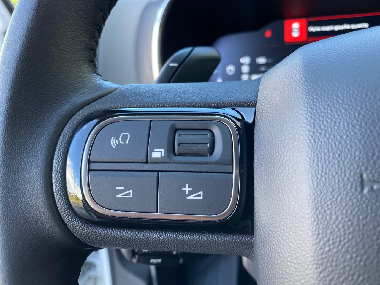 Citroën C5 Aircross puretech 130ch s&s c-series eat8 e6.d — photo 23