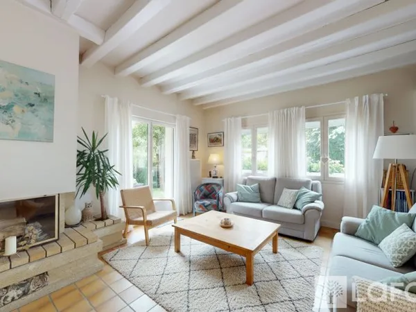 Maison 8 pièces 170 m²