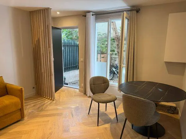 Studio 1 pièce 19 m²