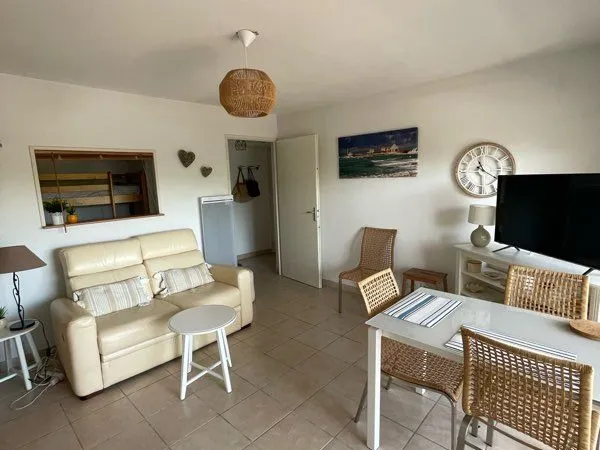 Joli T2 cabine Port Camargue