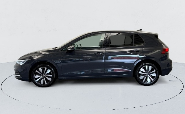 Volkswagen Golf 8 — photo 2