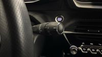 Peugeot 2008 1.2 PureTech 130ch S&S GT EAT8 — photo 24