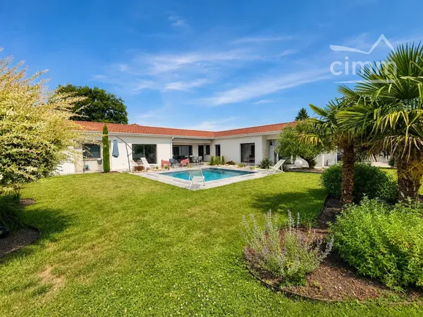 VILLA RECENTE 3 CHAMBRES MONTROND LES BAINS