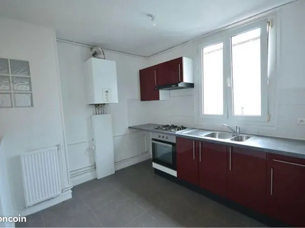 BREST - 10 RUE SAINT POL ROUX - Appartement T2bis / T3 en bon état de 50m² , Brest