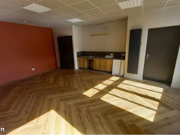 Location local professionnel
