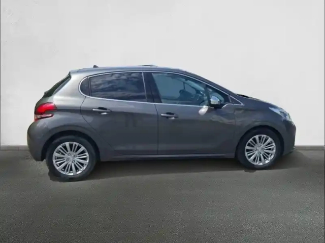 Peugeot 208 puretech 110ch s&amp;s eat6 — photo 25