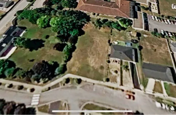 [À VENDRE] Terrain constructible de 862 m² - Entièrement viabilisé - Athis (51)