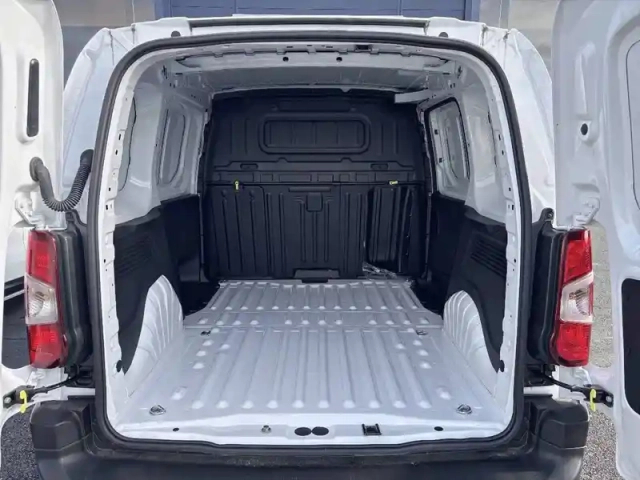 Opel Combo cargo m 650 kg bluehdi 100 s&amp;s bvm6 — photo 46