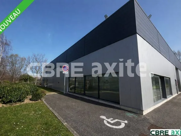 Local d'activité 565 m²