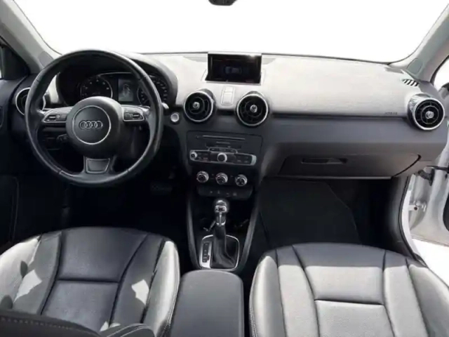 Audi A1 1.4 tfsi 125 s tronic 7 ambition luxe — photo 8