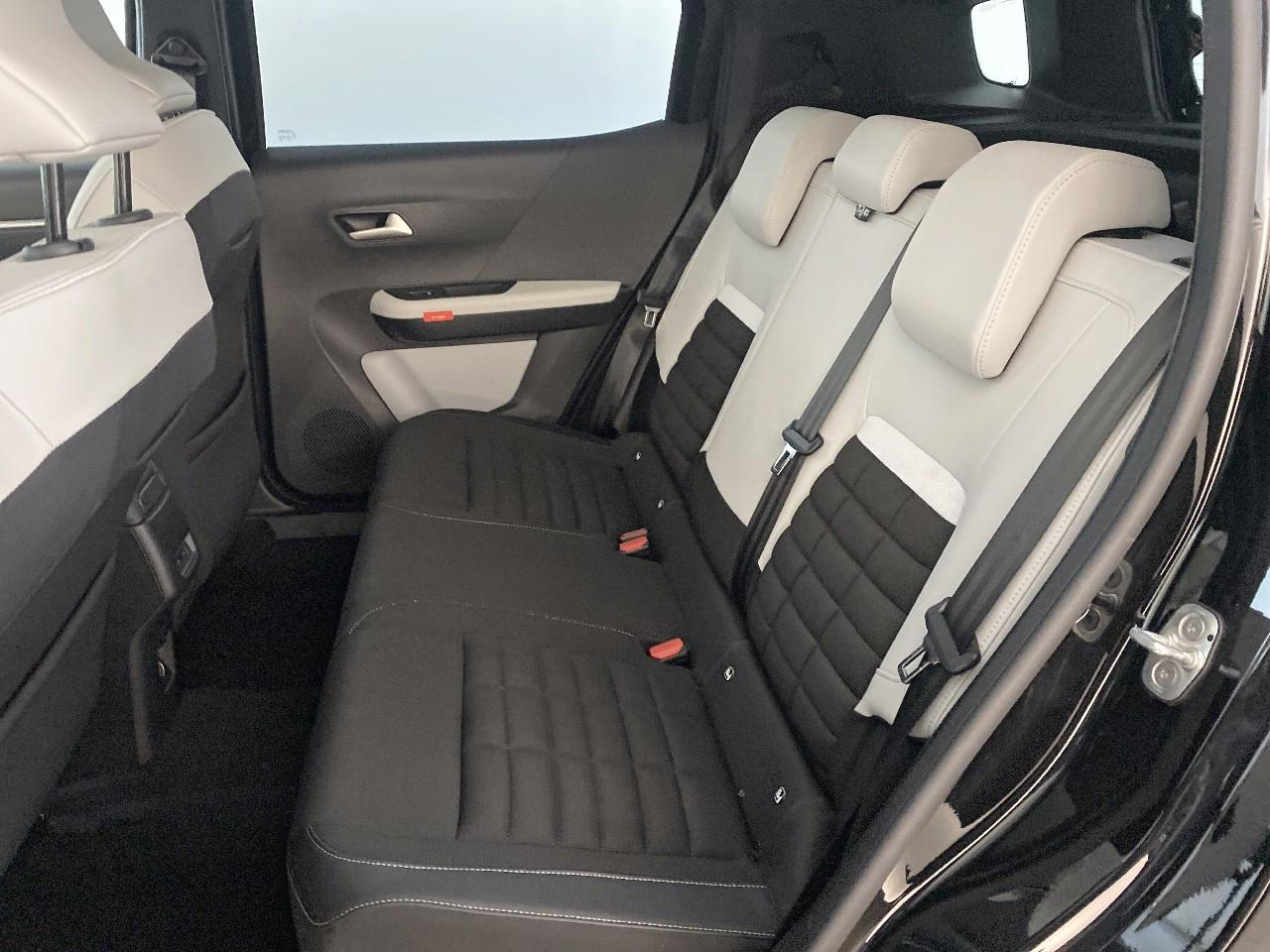Citroën C3 Aircross hybride 145 ch aut max — photo 10