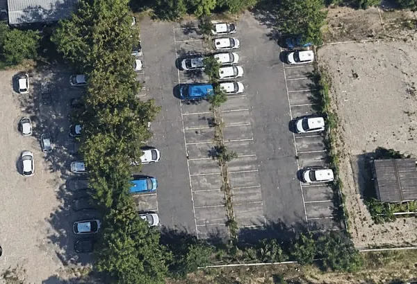 Terrain 3000 m²