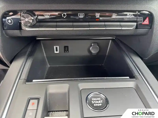 Citroën C5 Aircross hybride rechargeable 225 e-eat8 — photo 14