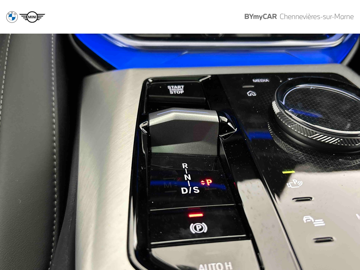 BMW X3 20 xDrive 208 ch BVA8 — photo 24