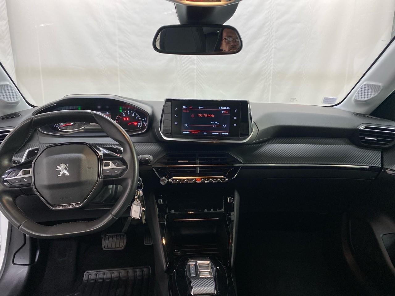 Peugeot 208 puretech 100 s&s eat8 allure — photo 12